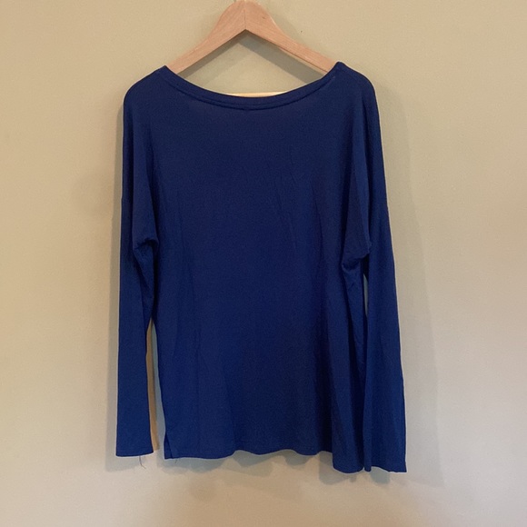 Color Thread Basic Dark Blue Top - Picture 3 of 6